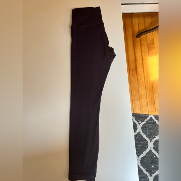 Lululemon Wunderunders Grape Size 6 25” - Picture 2 of 9